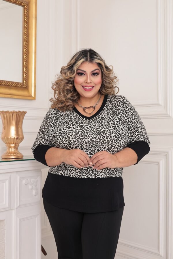 Blusa Agatha preta - Image 3